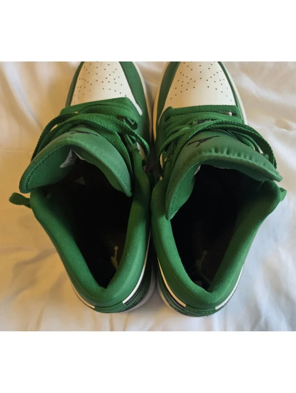 Nike Air Jordan 1 Low Pine Green 553560-301 Black White Green Size 9.5